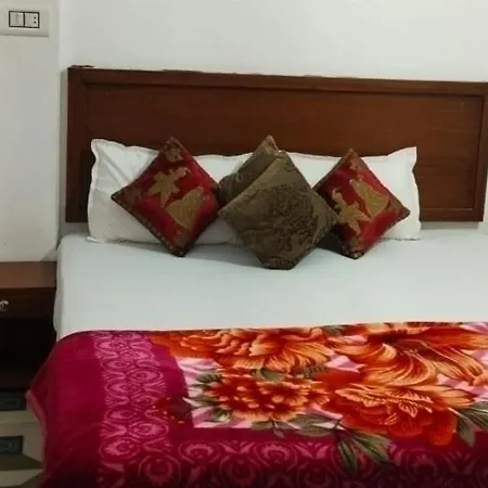 Rani Palace Khajuraho Room photo